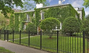 Photo of an Elegant Mansion, Just Minutes Away from a Picnic in the Park.